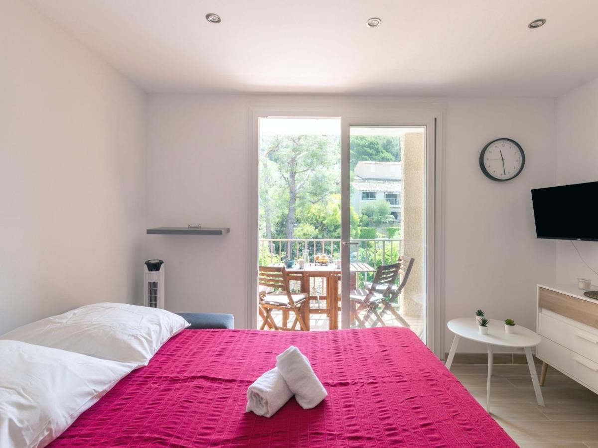 Studio Les Aigues Marines-63 By Interhome Saint-Cyr-sur-Mer Bagian luar foto